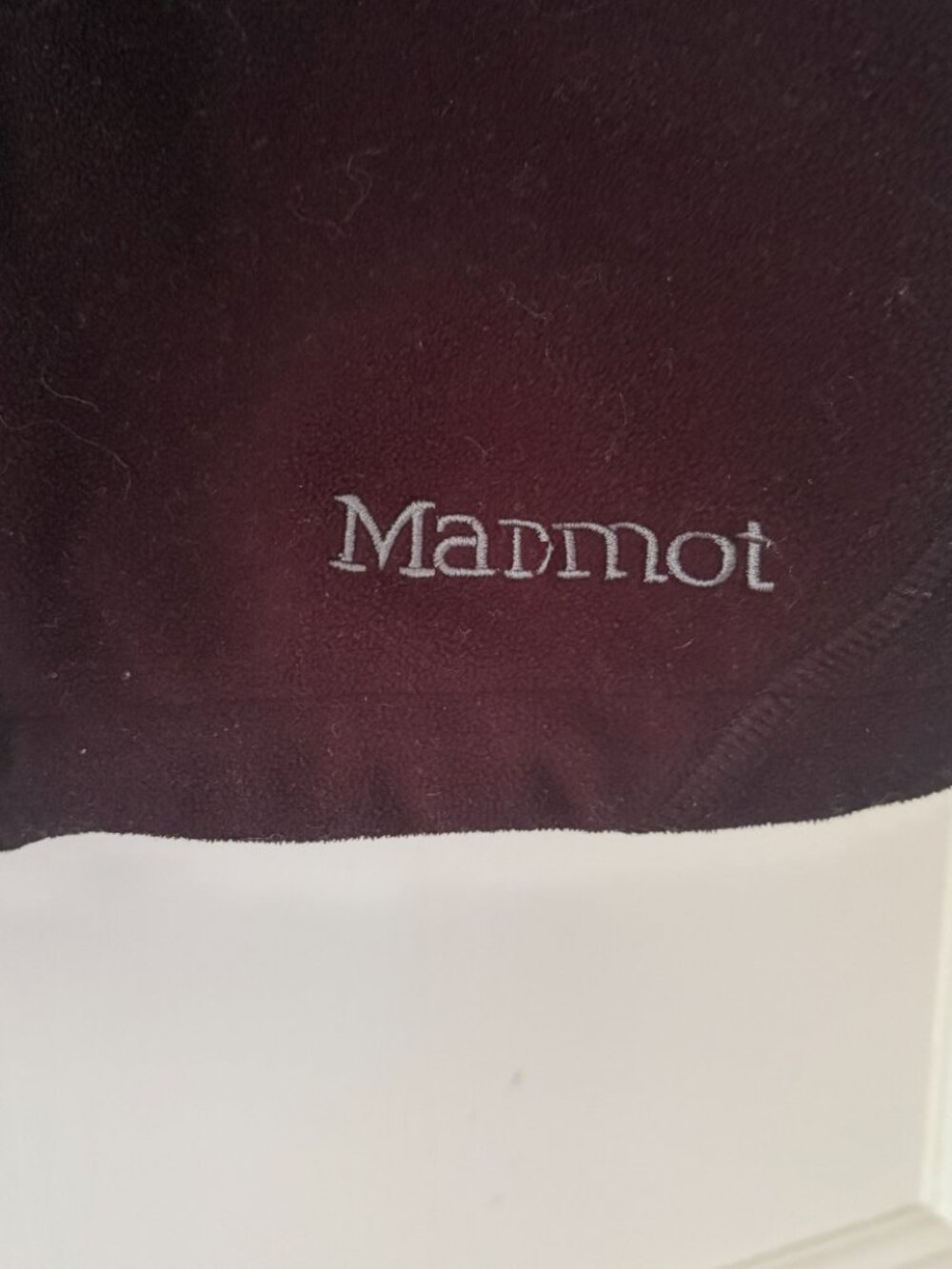 Marmot Fleece Size XL Boy's Black - Picture 8 of 9